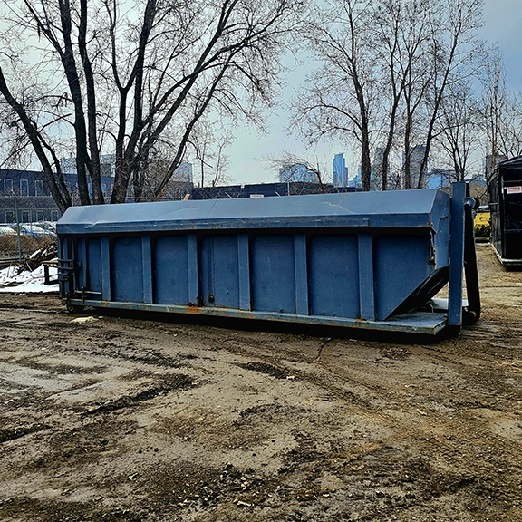 20 Yard Roll-Off with metal cover